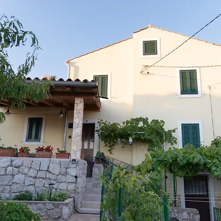 House Klementina Σπίτι διακοπών Martinšćica