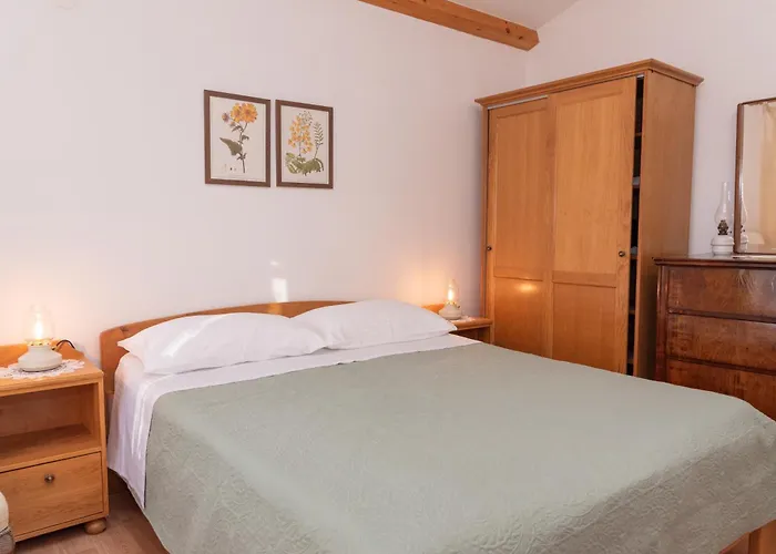 Semesterbostad House Klementina