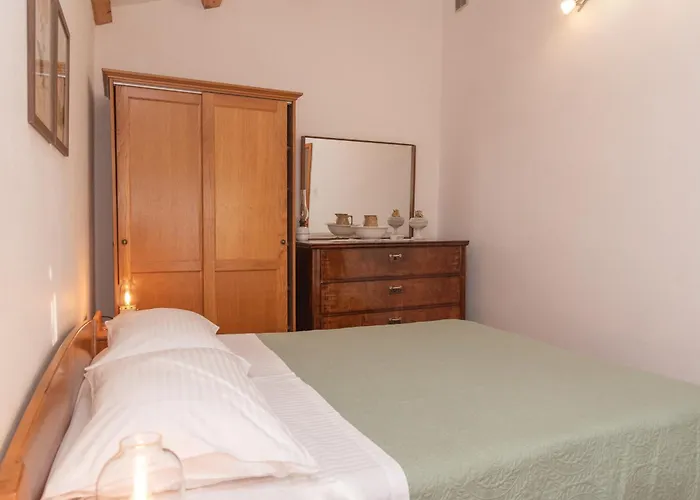 Semesterbostad House Klementina